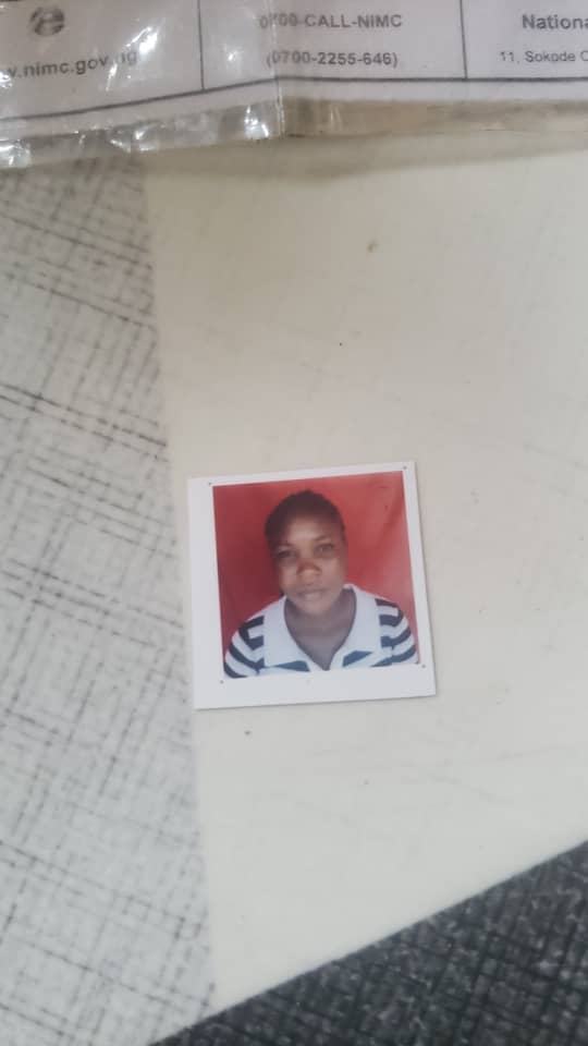 Sukulu  toke Deborah logo